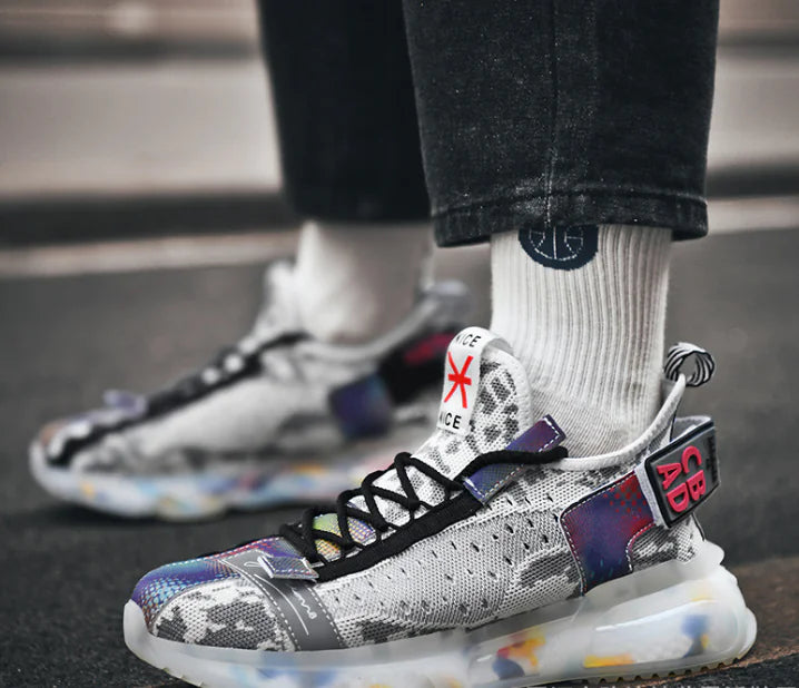 2020 New Men's Casual Sports Shoes & Breathable Sneakers